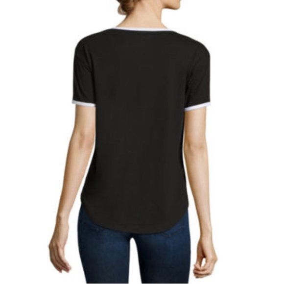 AC/DC '74 Jailbreak metal rock Girls Official T-Shirt 2XL NWT - Picture 3 of 3